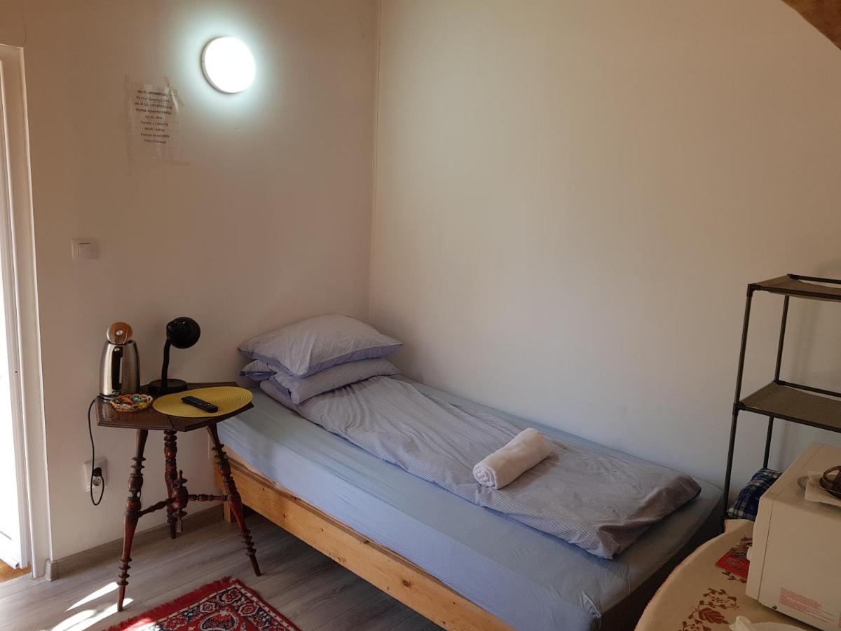 Hompot Accommodation เดวา ภายนอก รูปภาพ